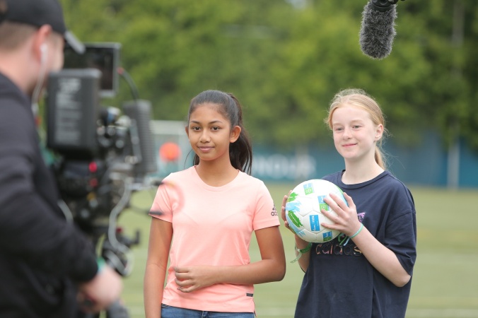 "Футбол для дружбы" приглашает детей со всего мира попробовать себя в роли спортивных комментаторов