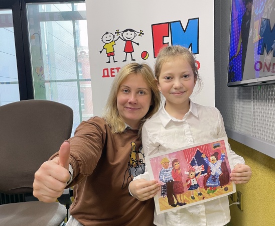 На Ярмарке талантов побывала финалистка Всероссийского конкурса детского рисунка «Семья + Школа»