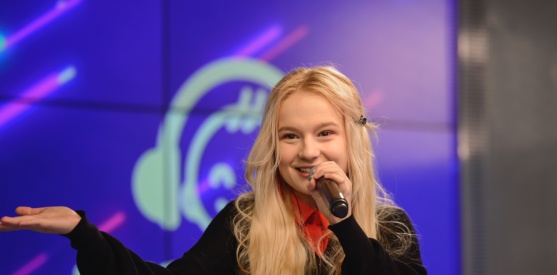 :Живой концерт Алёны Максимовой в студии Детского радио